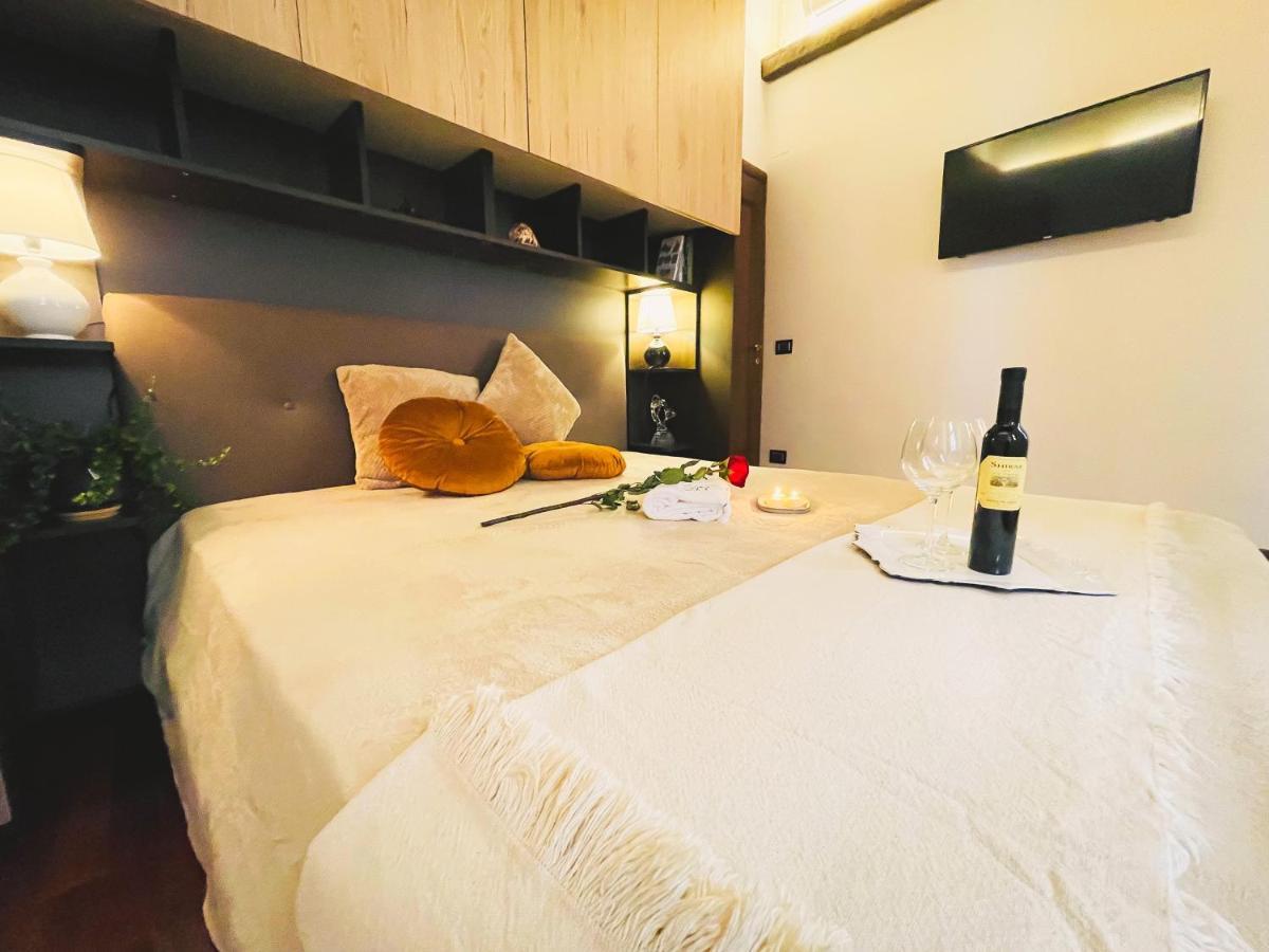 Trevi Fountain Luxury Apartamento *